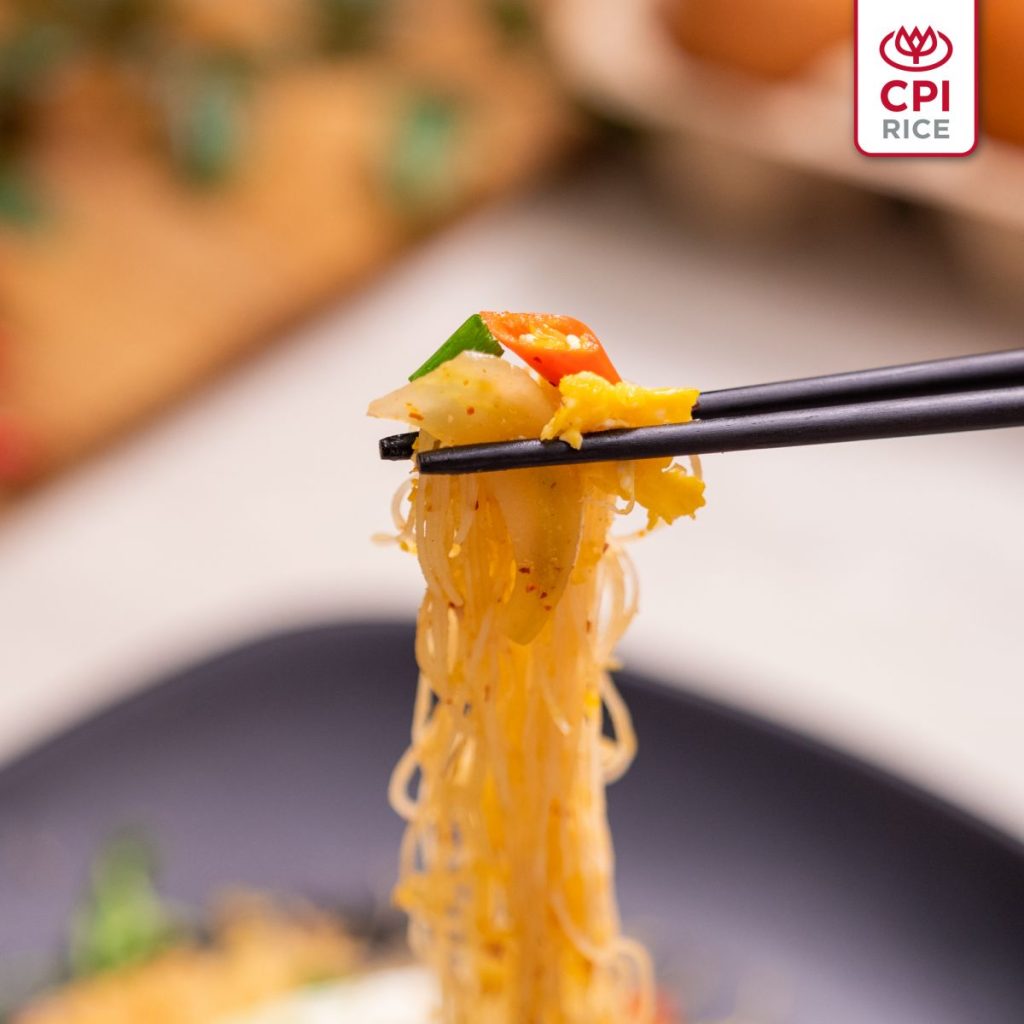 Rice Vermicelli with Pickled Lettuce